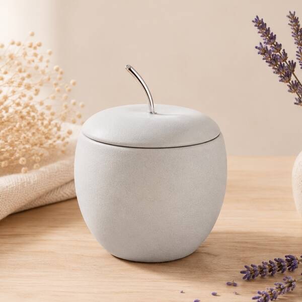 LA POMME