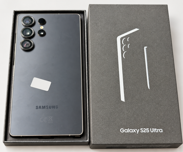 Samsung Galaxy S25 Ultra 512GB Black — Used Like New