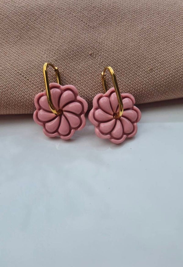 Fleur | oorring met hanger | Lichtroze