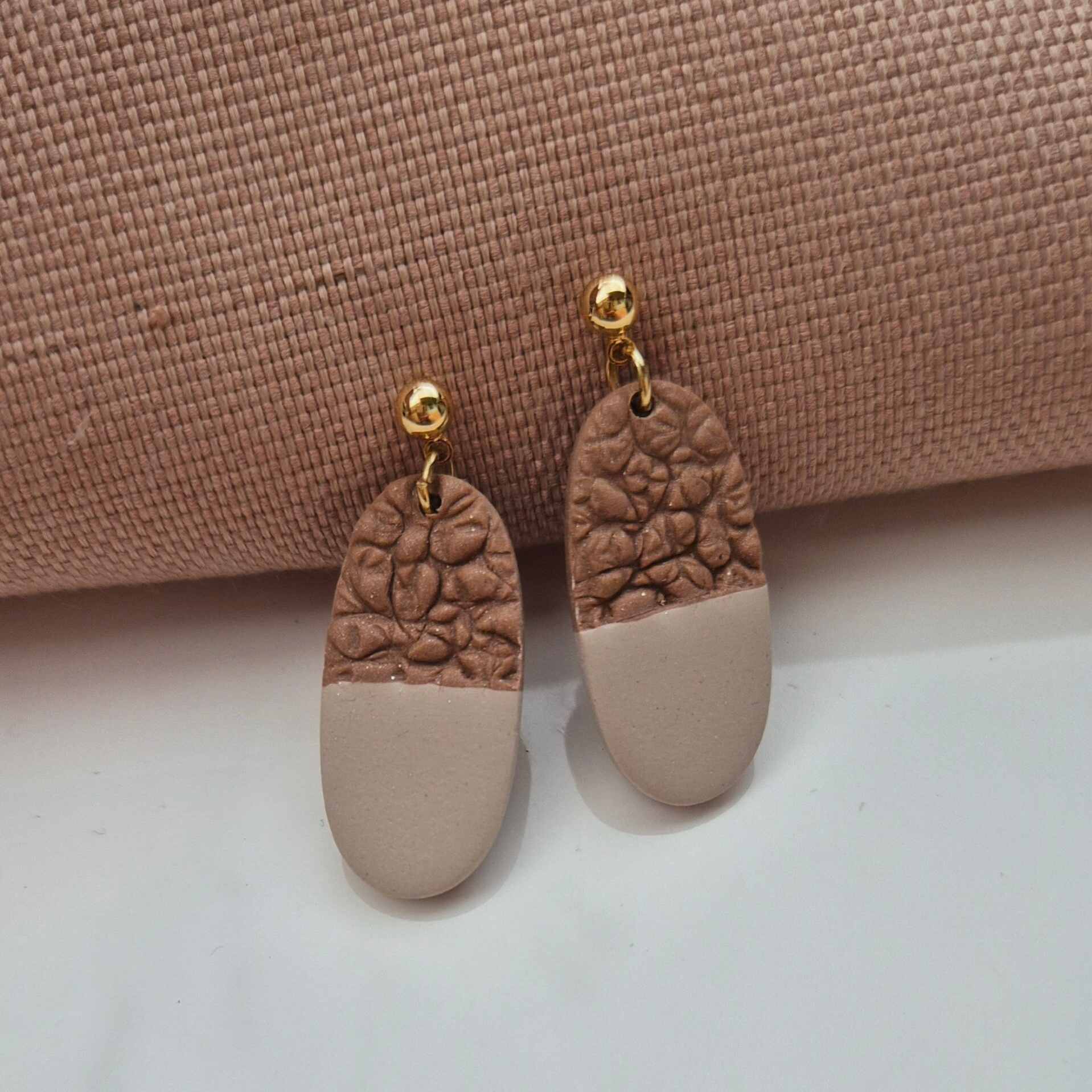 Oorbel Sandy | Taupe Bruin