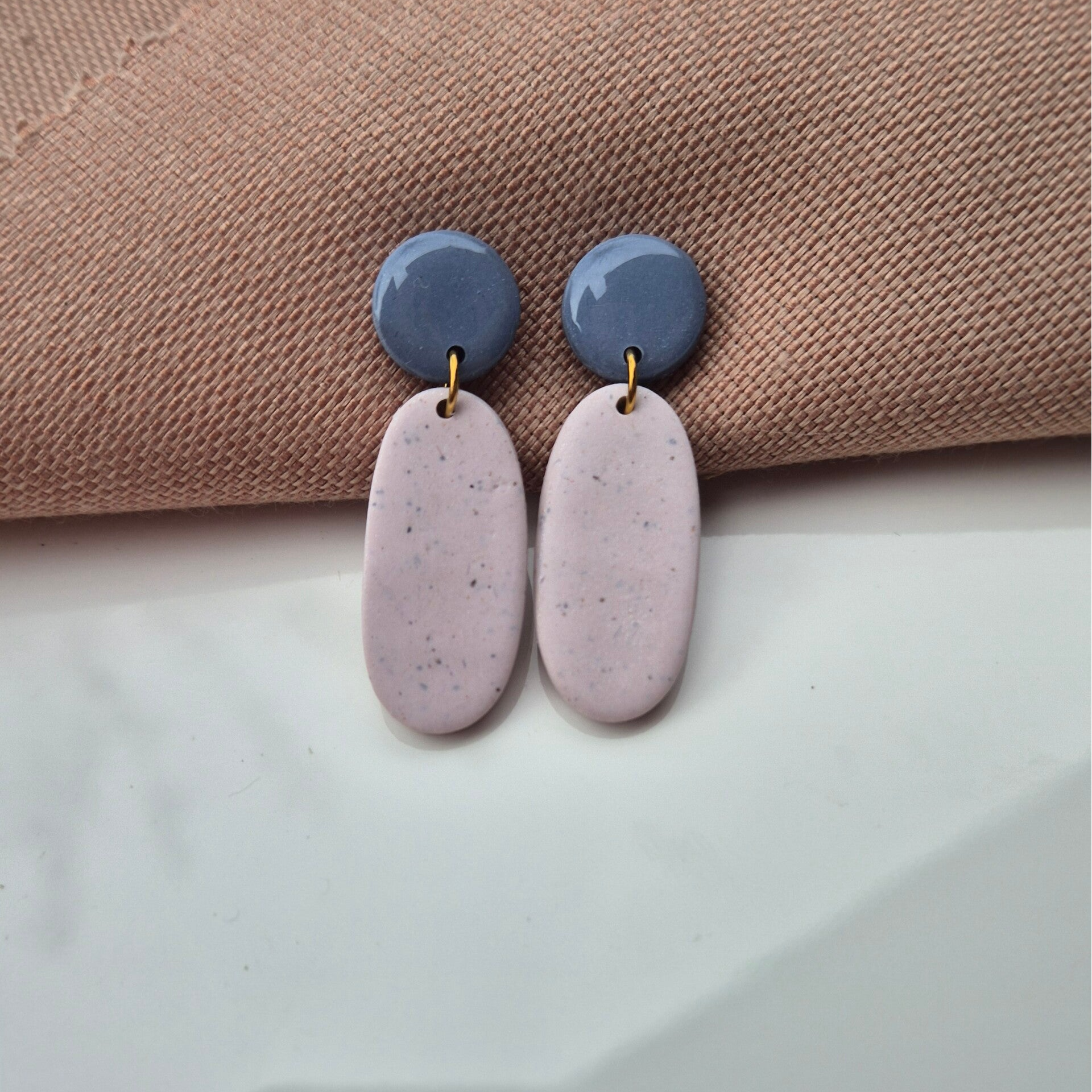 Oorbel Sandy | Creme blauw
