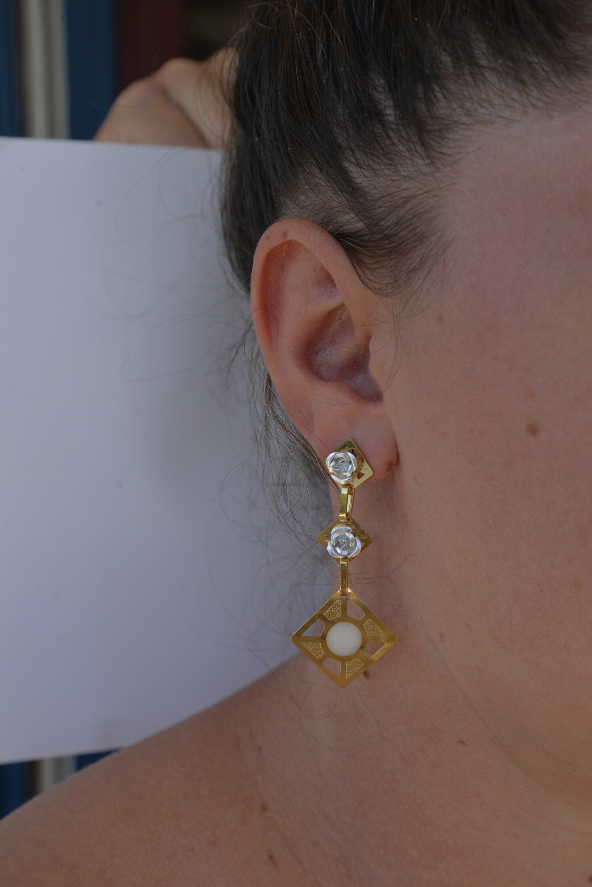 Boucle d'oreille rose Blanc argenté