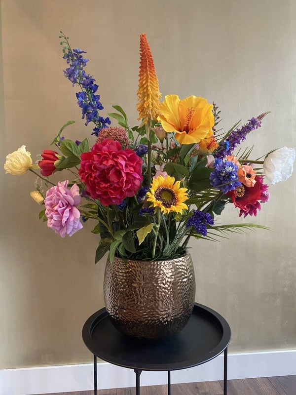 Combideal: Bloemstuk Bronze Color inclusief pot