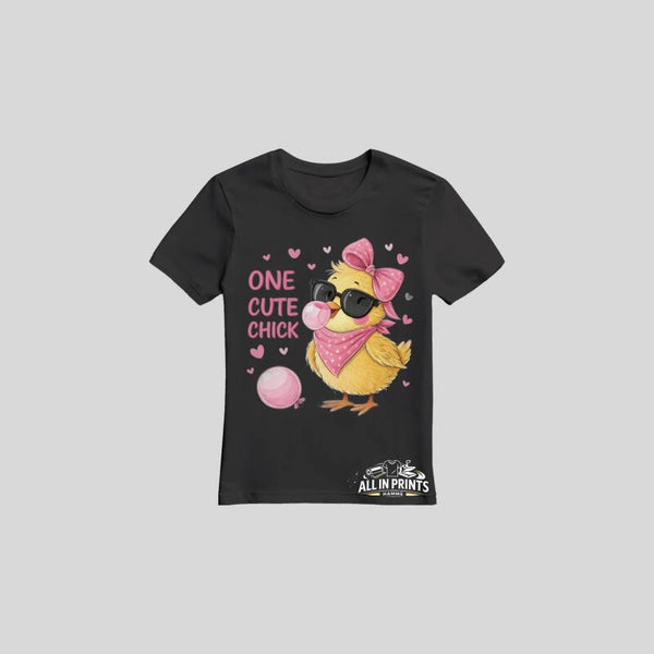 T-Shirt: Cute Little Chick