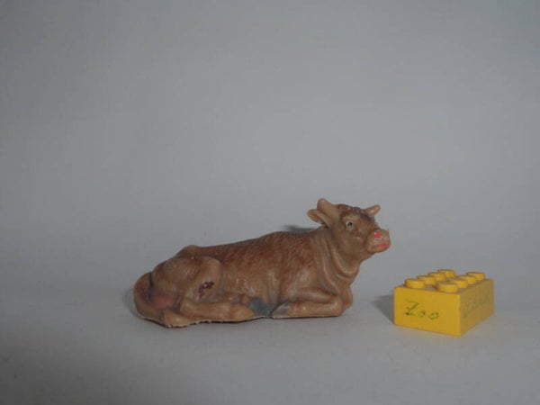 VEB Plaho   Kuh  liegend    cow  2