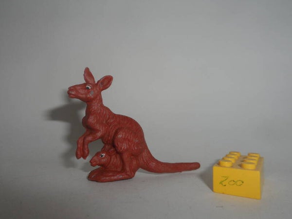 VEB Plaho  / Marolin   Rotes Riesenkänguru  Känguru   Red kangaroo
