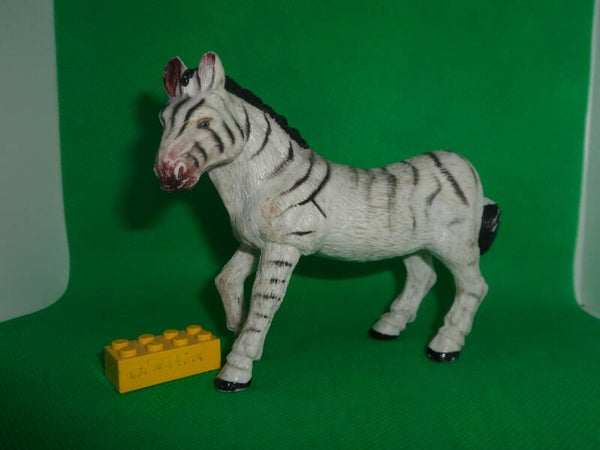 Toy Major  ( T.M. )  Zebra