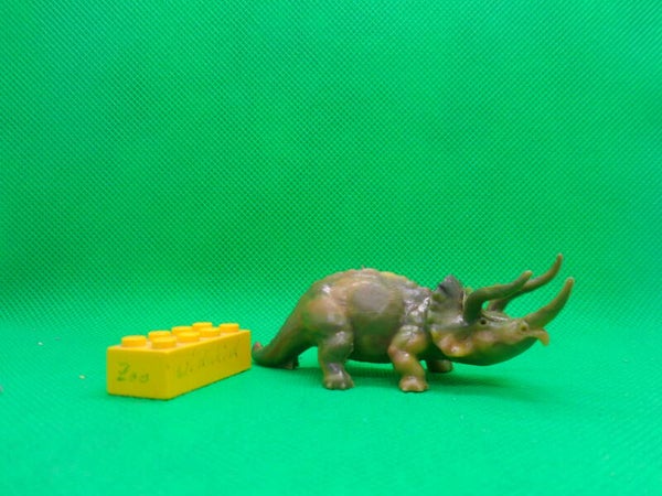 Linde Triceratops  Трицератопс  Dinosaurier dinosaur