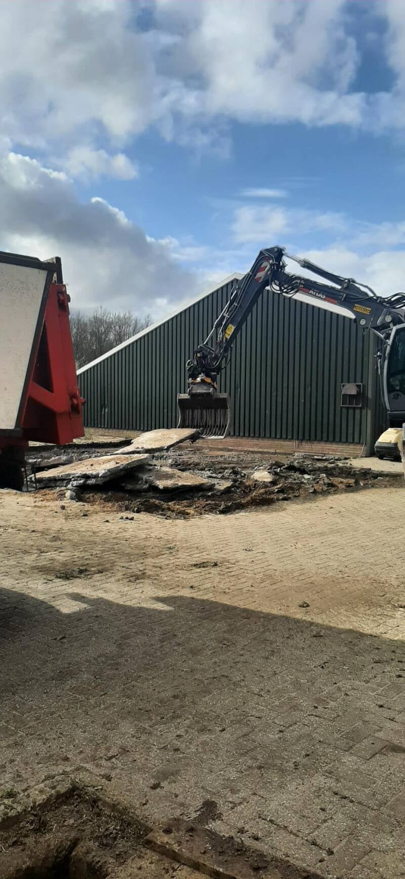 Door met de plaats voor het sanitair.