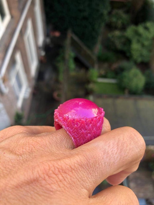 Ring dragon raspberry