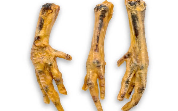 gedroogde kippenpootjes