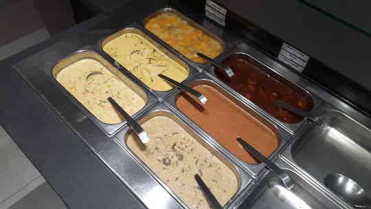 Koude en warme sauzen à la carte