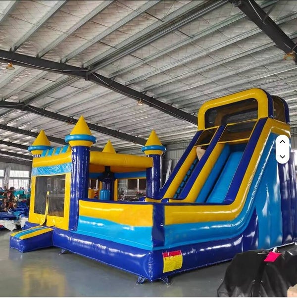 Hüpfburg Burg Castle PC0987