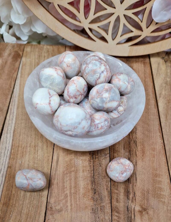 Pierre roulée Jaspe à veine rouge