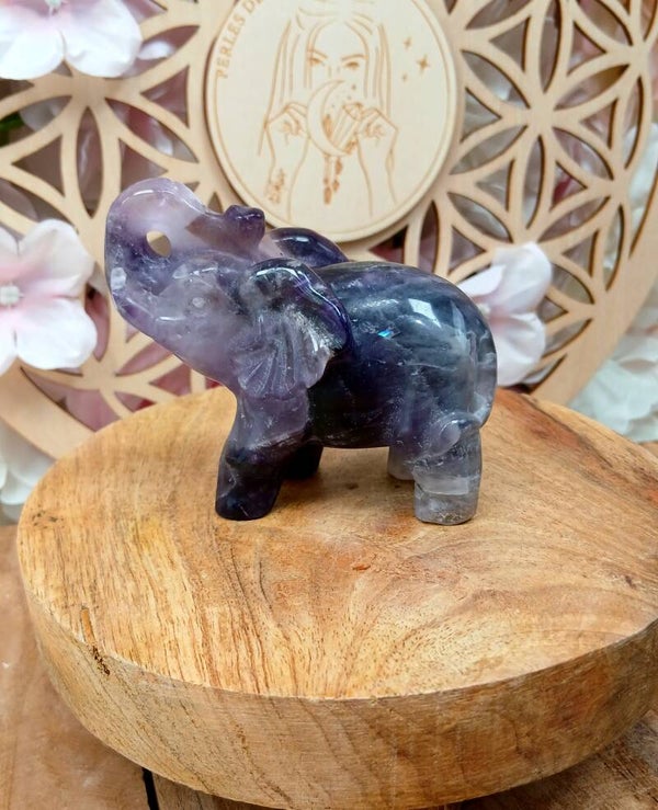 Éléphant en Améthyste 172