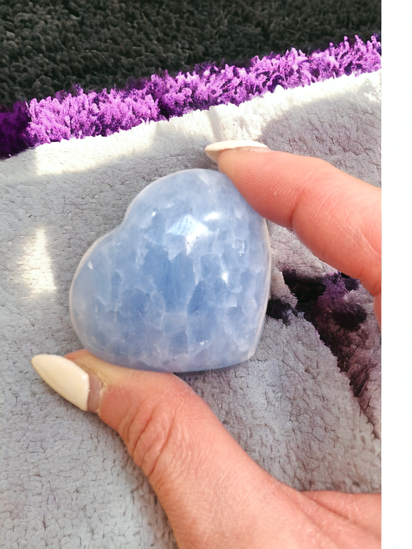 Coeur de Calcite bleue