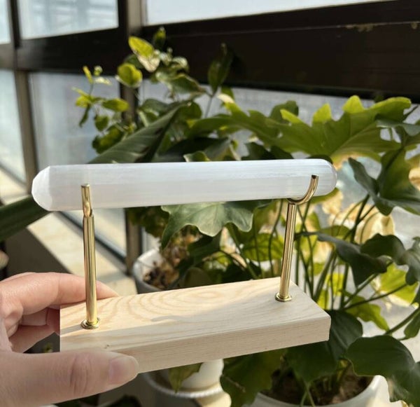 Porte bracelet en Sélénite