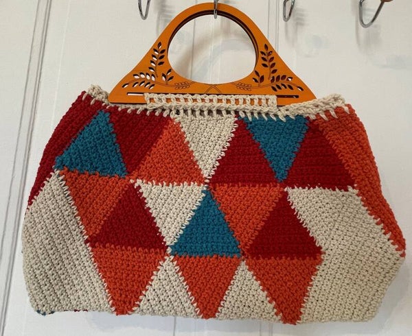 Sac fourre tout  à triangles bleu/orange/rouge/beige