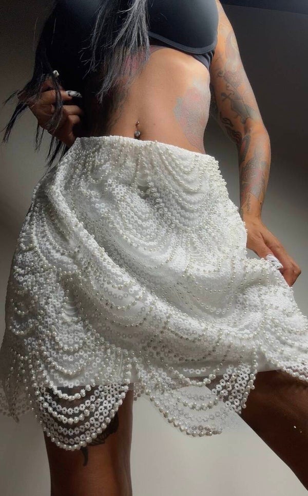 GONNA PERLE BON TON