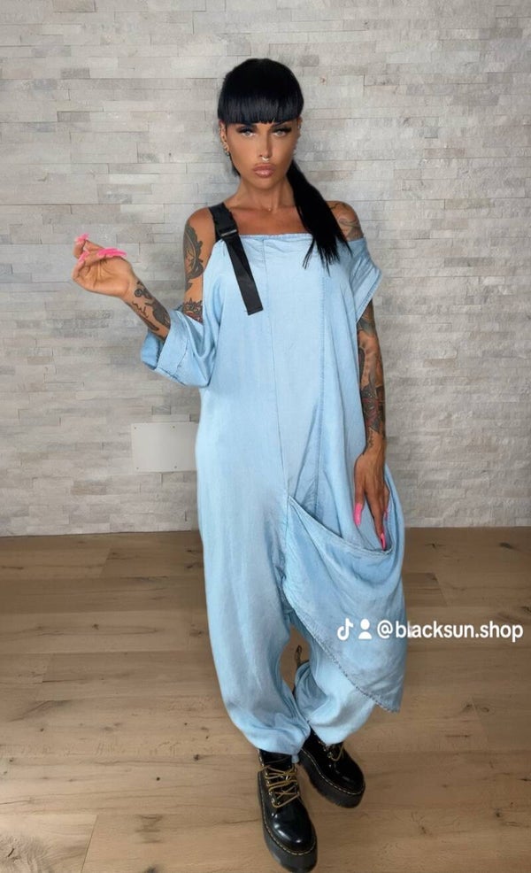 JUMPSUIT STYLE
