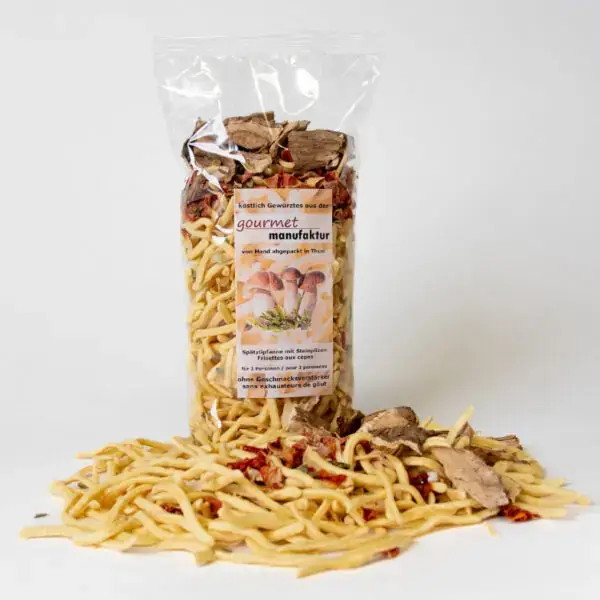Spätzlipfanne mit Steinpilzen
