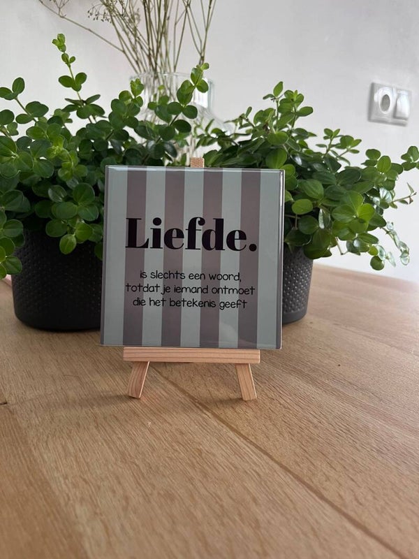 Tegel Liefde