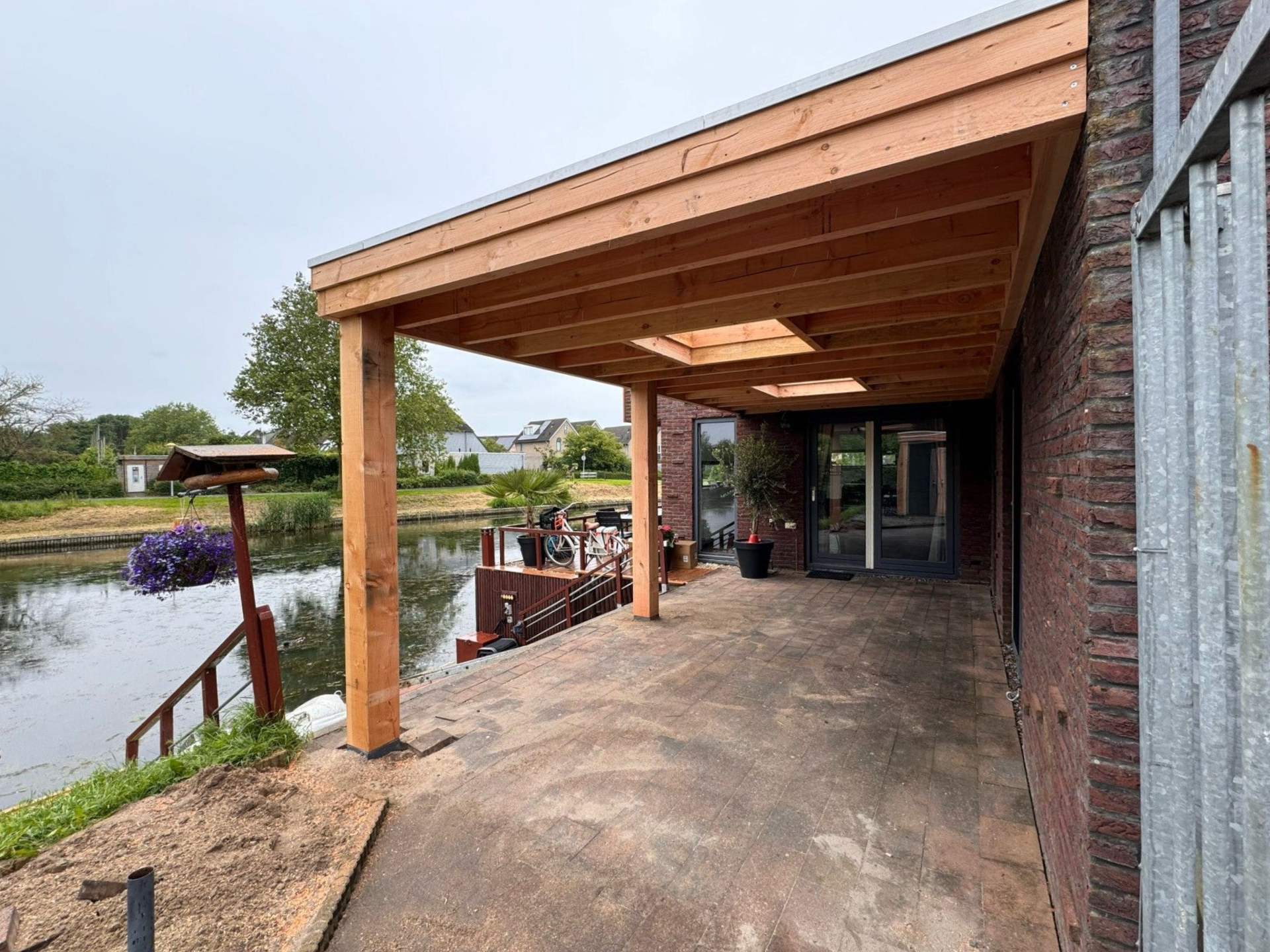 overkapping aan huis