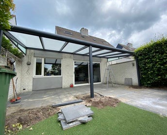 Aluminium maatwerk overkapping