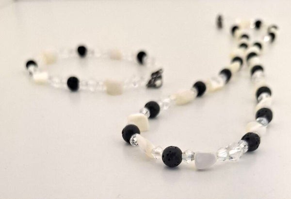 Eternal Balance – Harmony of Light and Shadow ⚪⚫✨