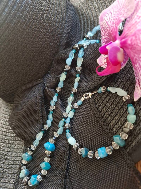 Spirit of the Sea Bracelet – Gemstone Jewelry with Aquamarine, Apatite, Onyx & Crystal