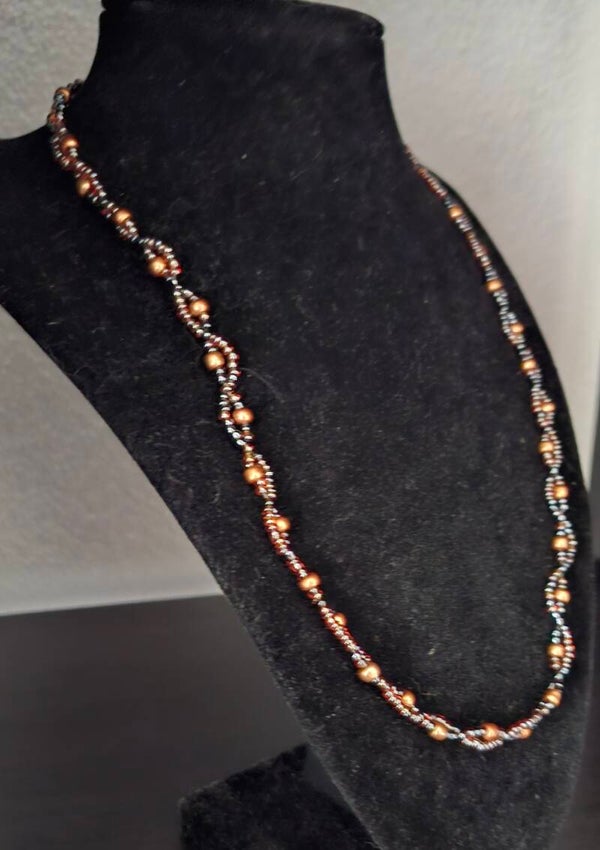 Altair – Handmade Gold-Brown Glass Bead Necklace Inspired by the Star of Courage