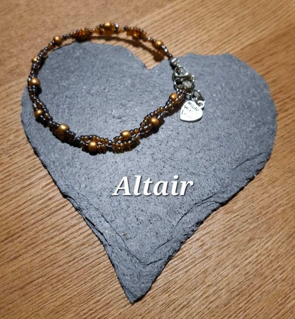 Altair – Handmade Gold-Brown Glass Bead Bracelet (Unisex)