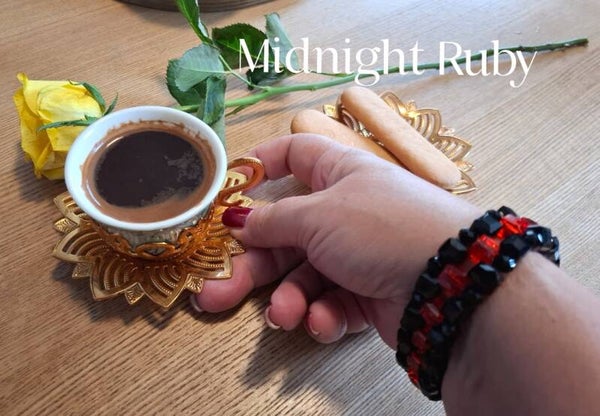 Midnight Ruby – Your Statement Bracelet in Black and Red