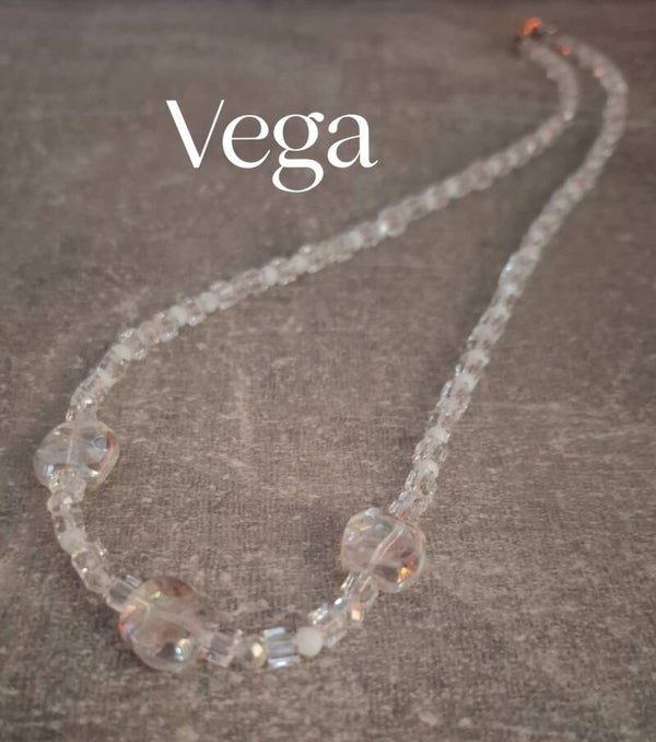 ✨ Vega – Lightplay in Glass Beads