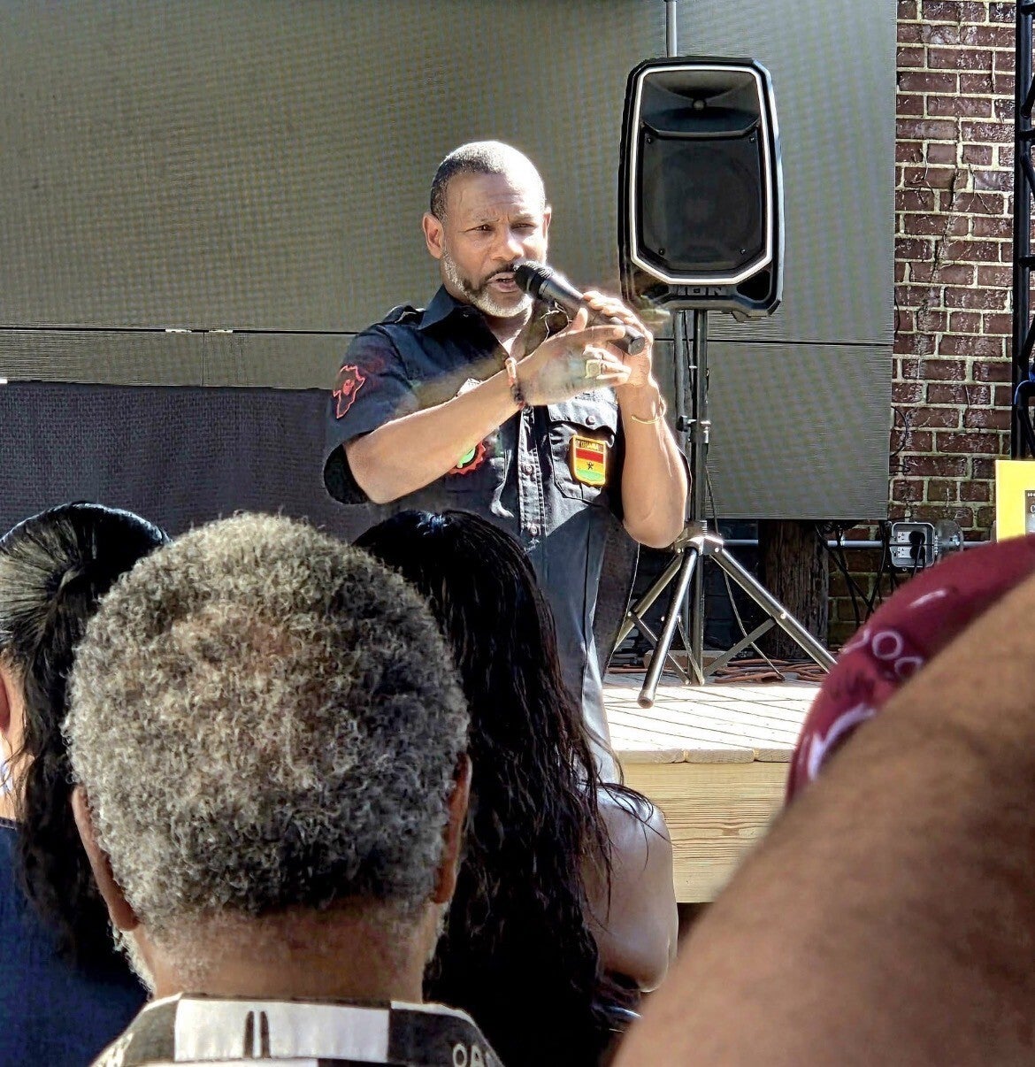 book-signing-sundiata-speaking-standard-l2lvvz.jpg