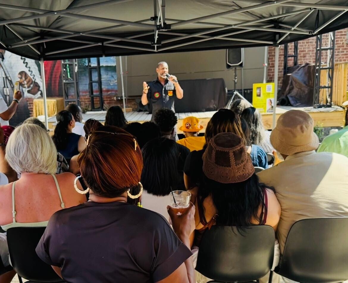 book-signing-sundiata-speaking-standard.jpg