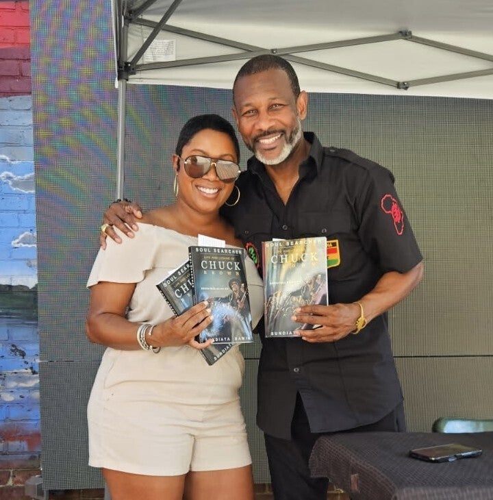 booksigning-sundiata-and-jasmine-standard-3l77jz.jpg