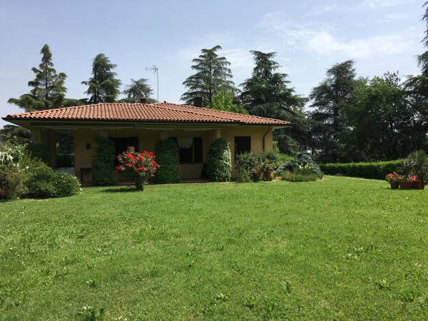 Maiatico Villa Indipendente