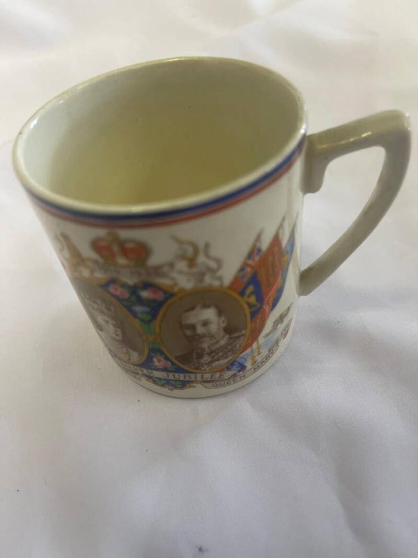 Silver Jubilee Mug King George V & Queen Mary