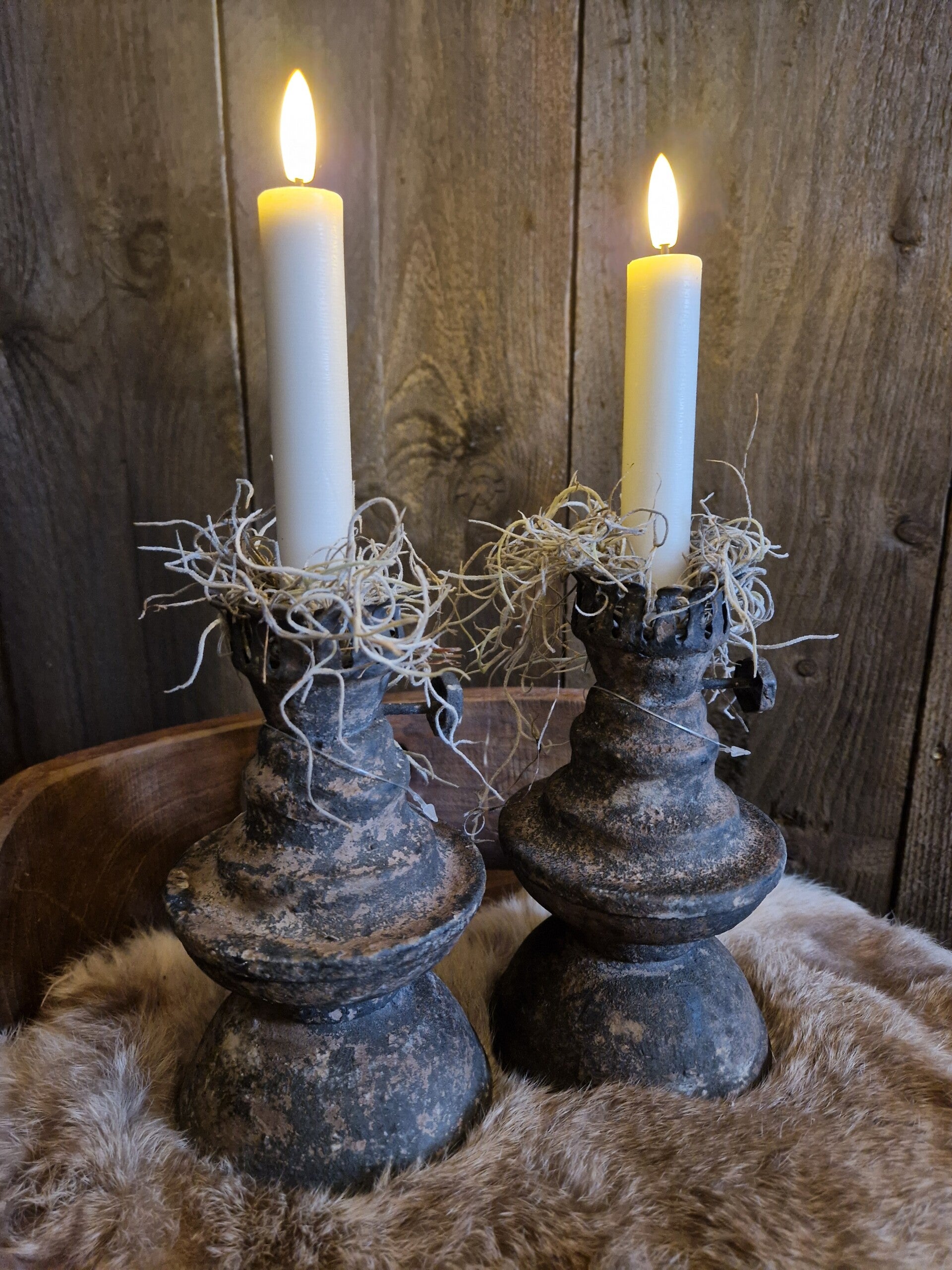 Rustikaler Tischkerzenständer