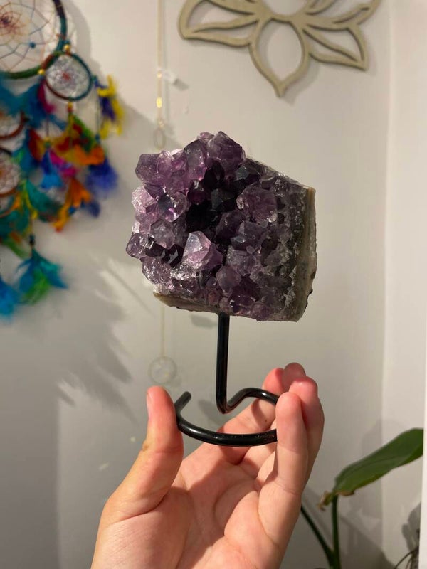 Amethist op pin