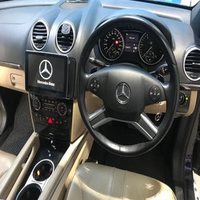 mercedes-floating-alpine-standard-3fbl6v.jpg