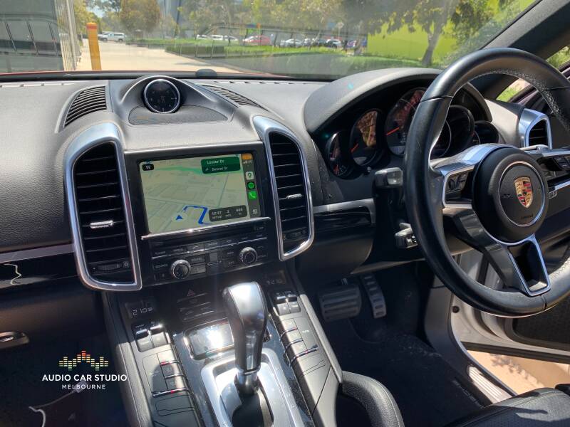porsce-cayenne-2016-apple-carplay-google-maps-standard-e3bx88.jpg