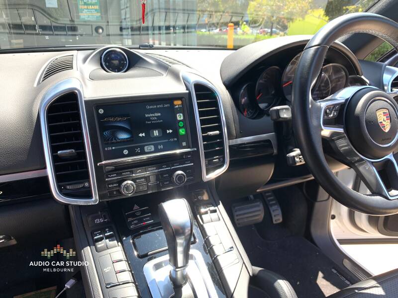 porsce-cayenne-2016-apple-carplay-standard-97bncs.jpg