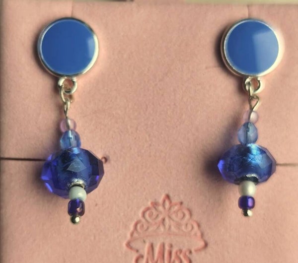 Oorbellen met blauw en zilver