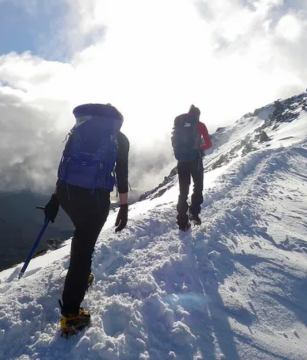 【九天八晚】 雪山环英徒步