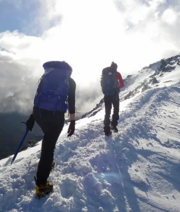 【九天八晚】 雪山环英徒步