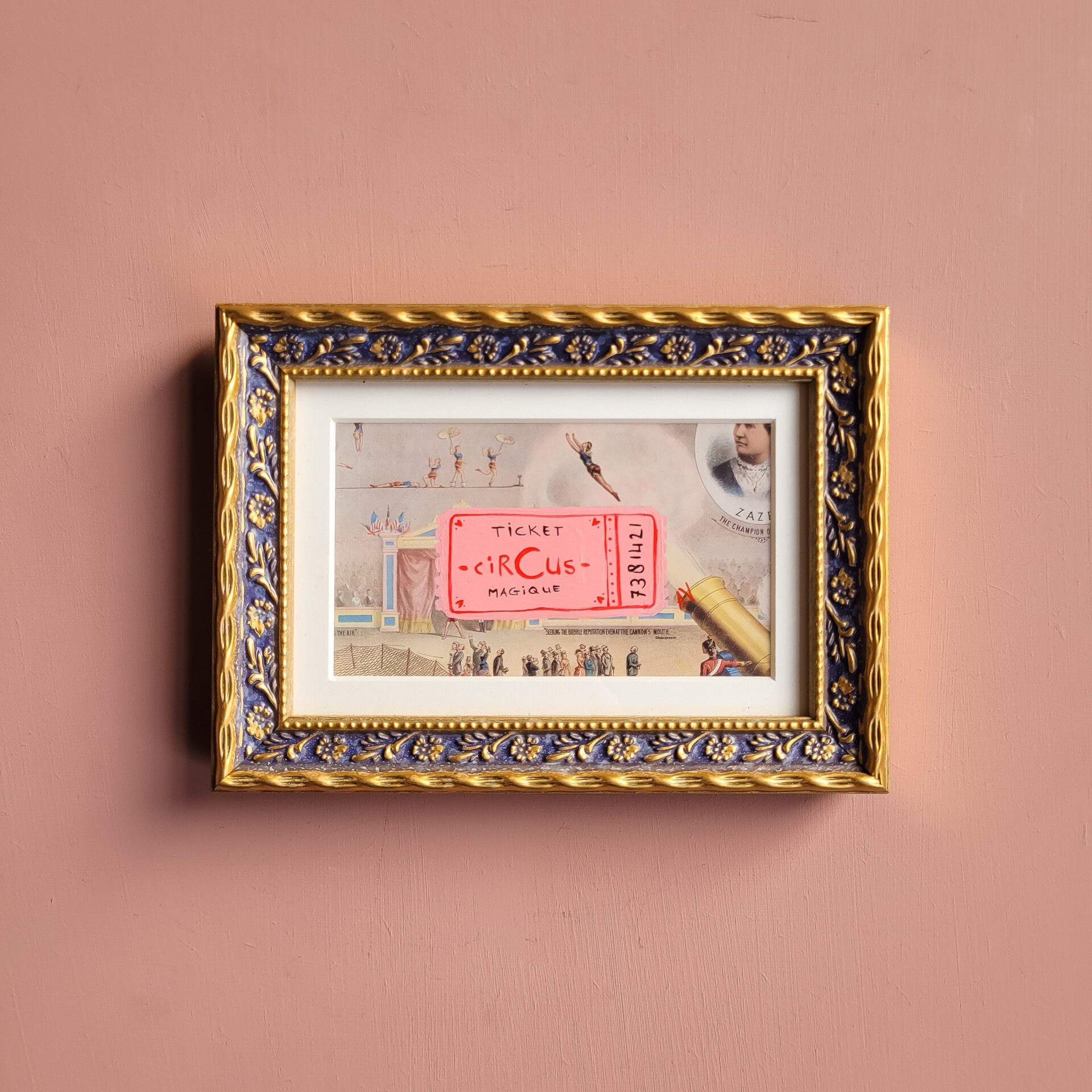 Circusticket geschilderd op een vintage circus print (goud/blauw)