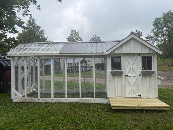 Chicken coop cottage with small porch 6x6