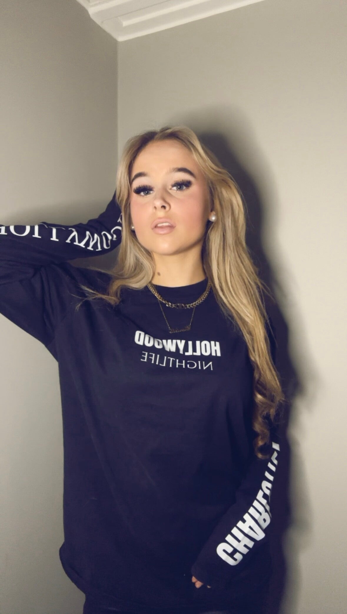 𝐵𝐿𝐴𝐶𝐾 𝑁𝐼𝐺𝐻𝑇𝐿𝐼𝐹𝐸 - Longsleeve